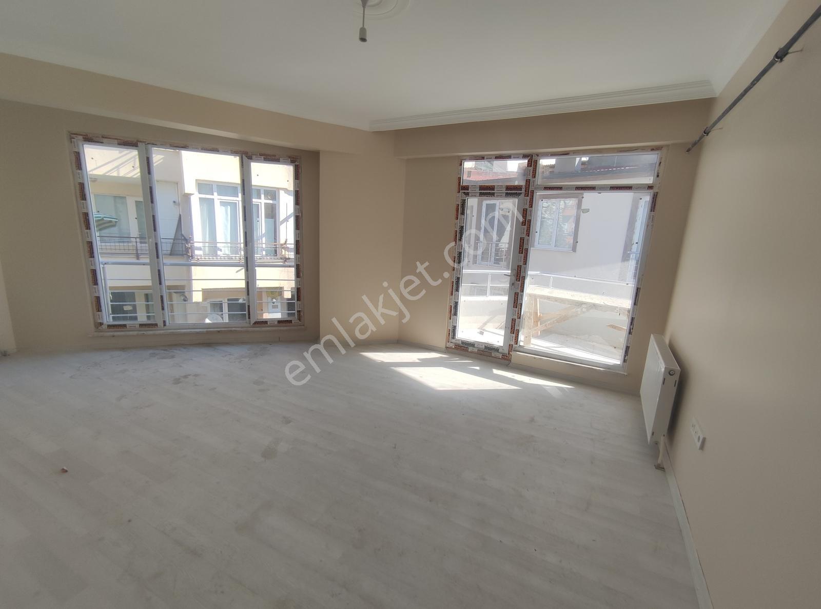 Devlet Hastanesi Civarı Ayça'dan Satılık 2+1 Arakat Daire — fotoğraf 9