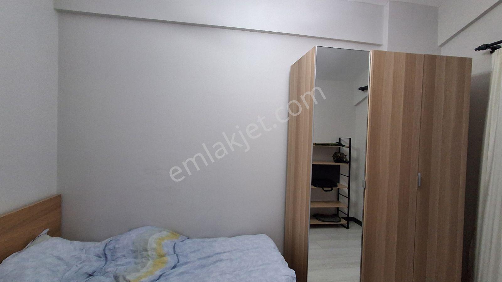 Alaçatı'dan Bulvara Yakın/ Önü Açık /geniş 3+1 — fotoğraf 12