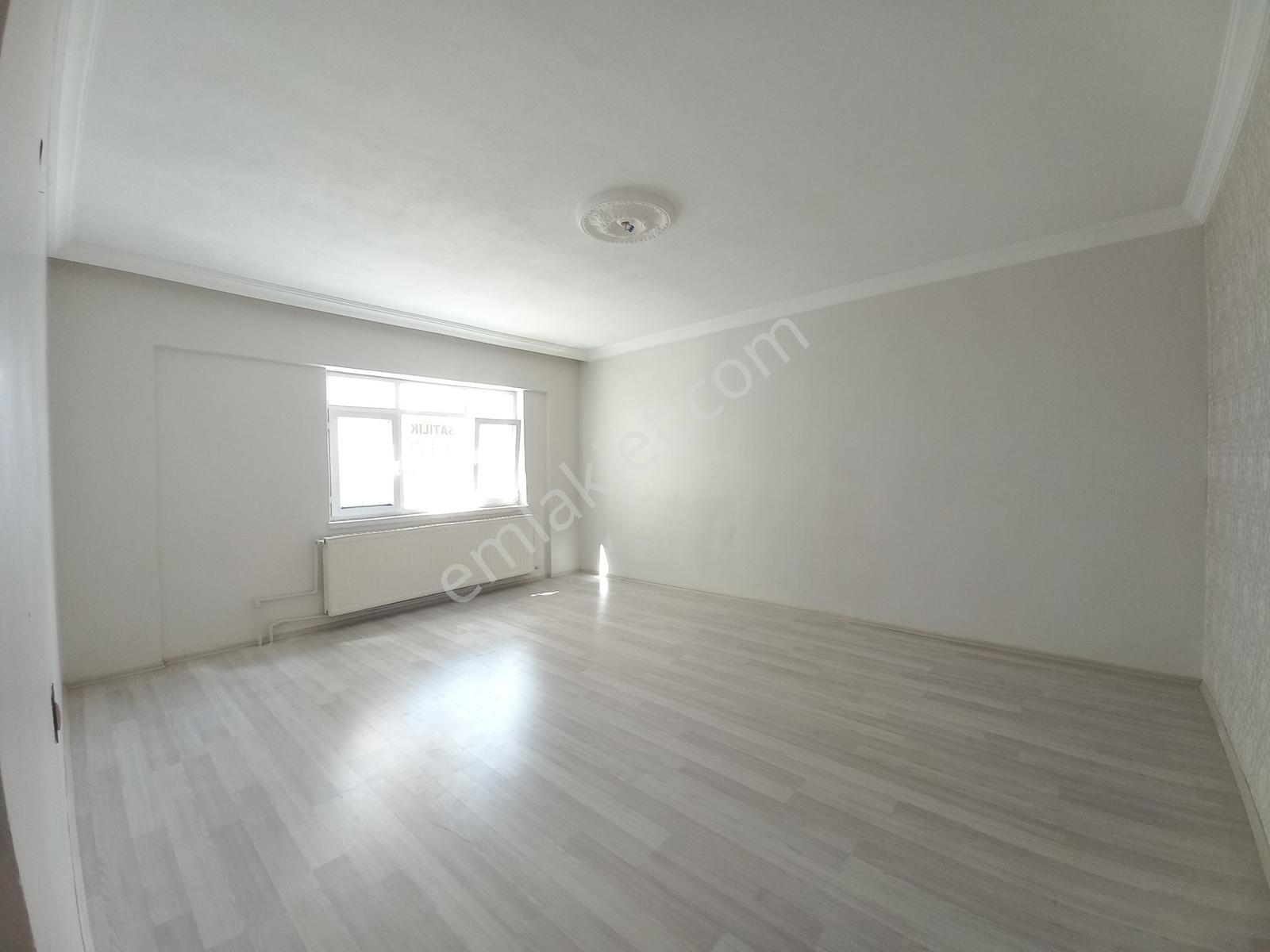 Kuzey'den Devlet Hastanesi Yakını 2+1 Giriş Kat Satılık Daire — fotoğraf 2