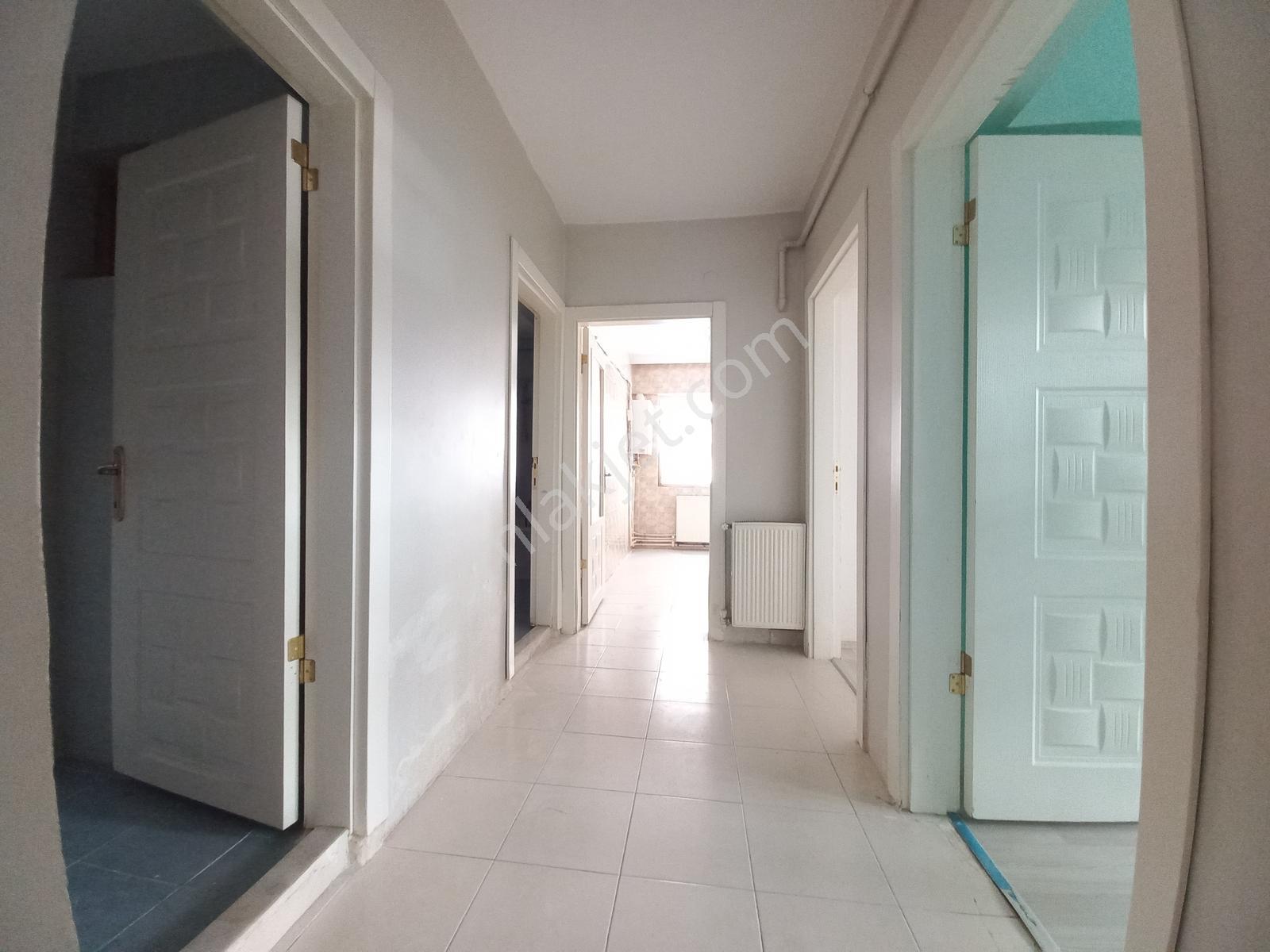 Kuzey'den Devlet Hastanesi Yakını 2+1 Giriş Kat Satılık Daire — fotoğraf 25
