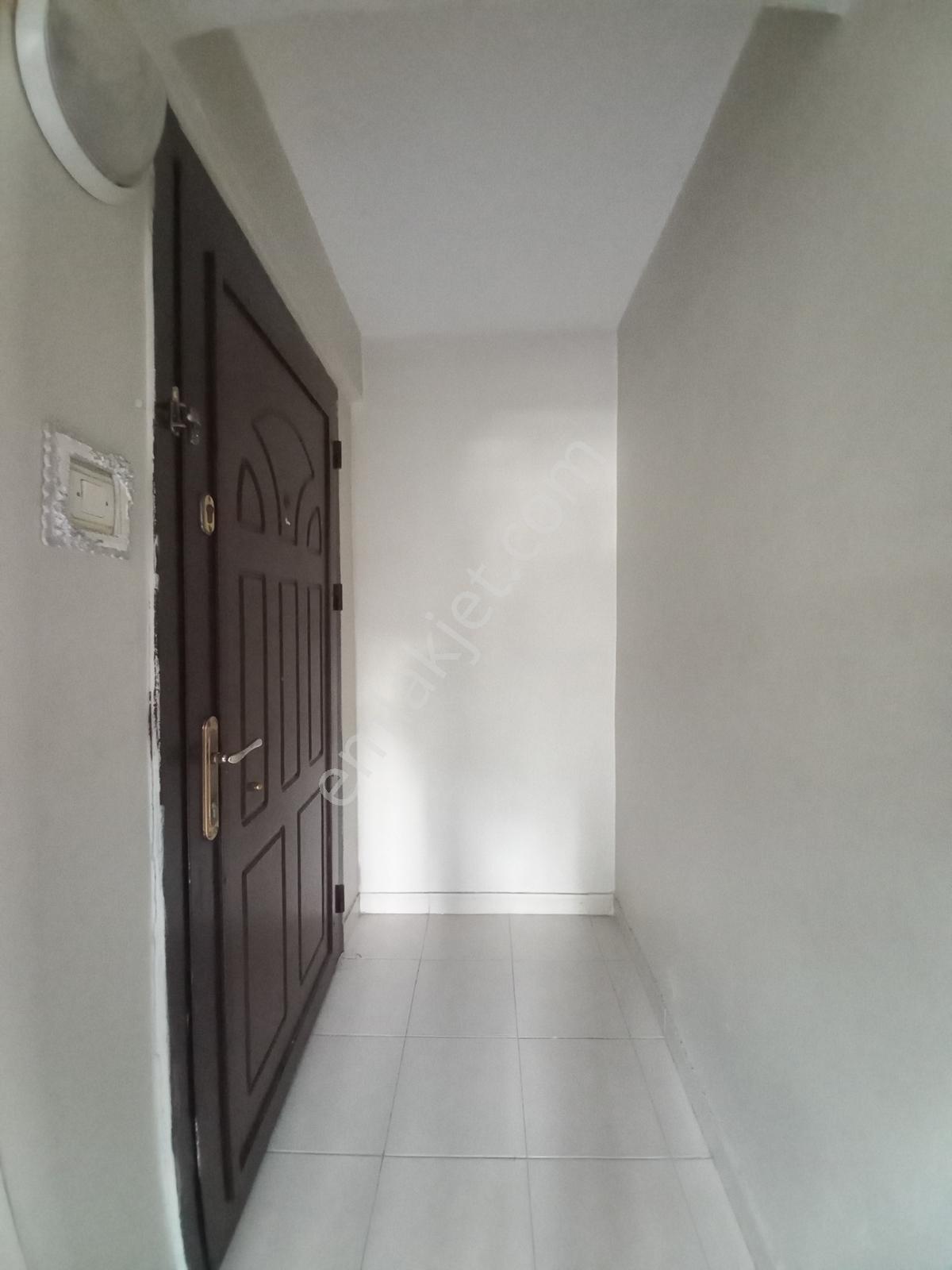 Kuzey'den Devlet Hastanesi Yakını 2+1 Giriş Kat Satılık Daire — fotoğraf 27