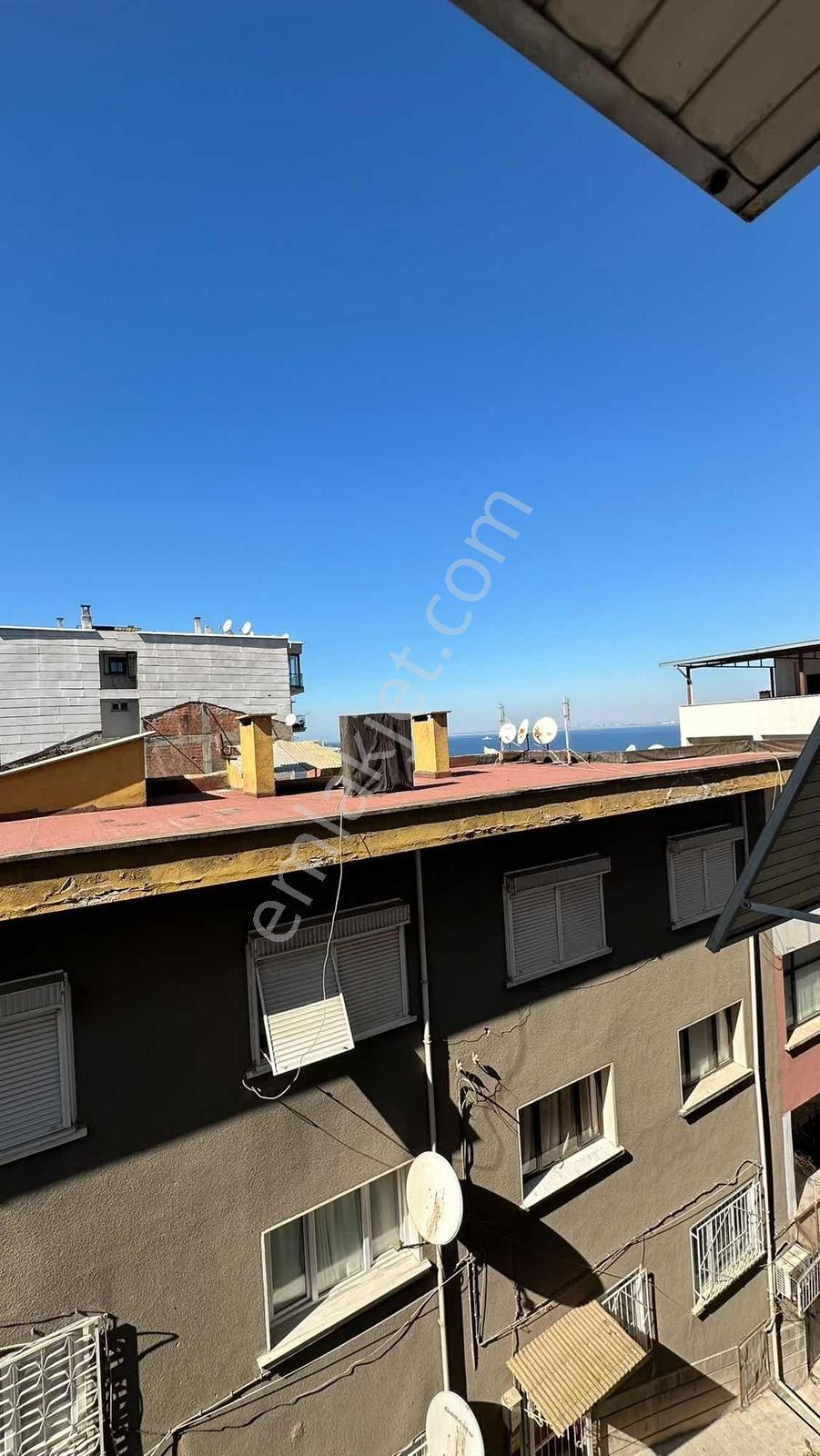 Cadde Üzerinde 3+1 Arakat Köşe Metro Ve Tramvay Satılık Daire — fotoğraf 34