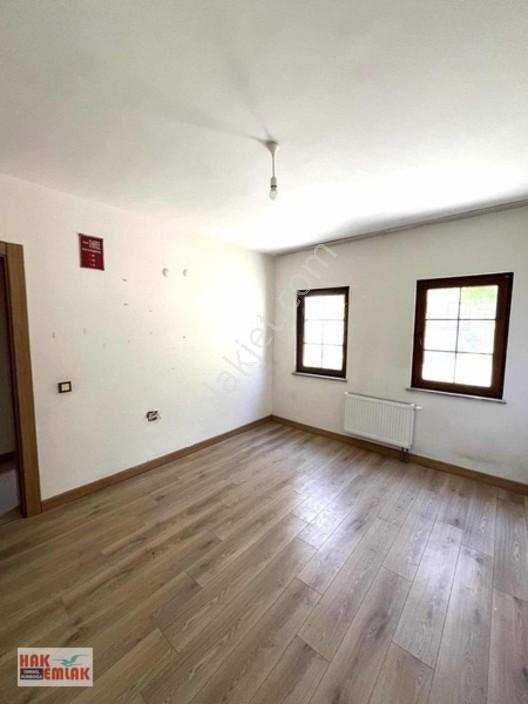 Hak Emlak 'tan Boğazıçı Toki'de 2 + 1 Satılık Daıre — fotoğraf 20