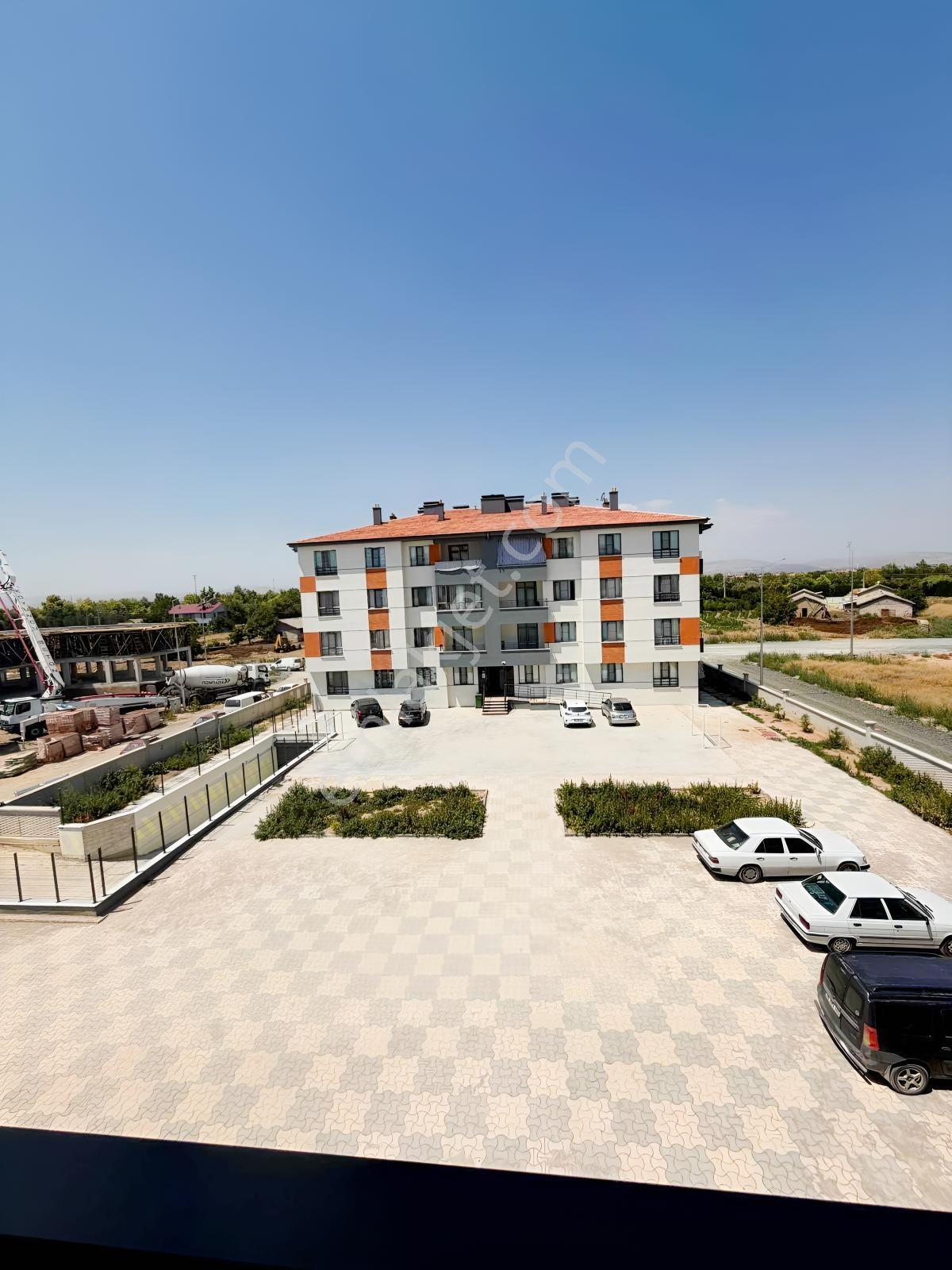 Karaman Yolu Caddesin'de Satılık 3+1 Sıfır Arakat Daire — fotoğraf 21