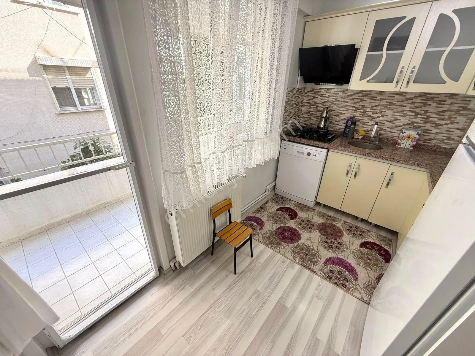 Referans'tan Akçay Merkez'den Ön Cephe Çift Balkon Kaçırılmayacak 2+1 Daire — fotoğraf 16