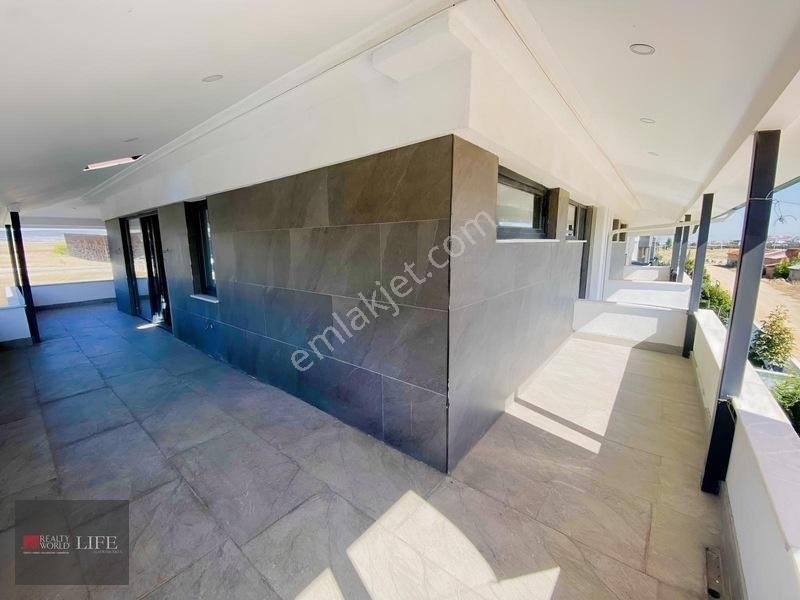 Rw Lıfe // Zincirlikuyu Mahallesinde Satılık Villa — fotoğraf 33