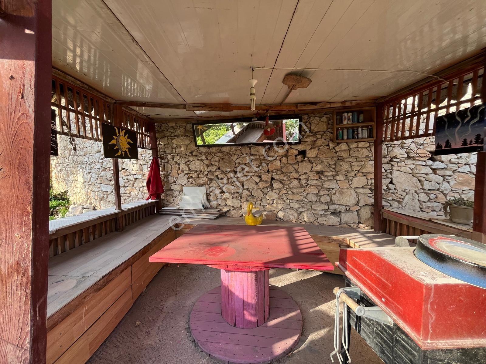 Sarıçam Köyünde Satılık Bahçeli 424 M2 Arsa İçinde Köy Evi — fotoğraf 3