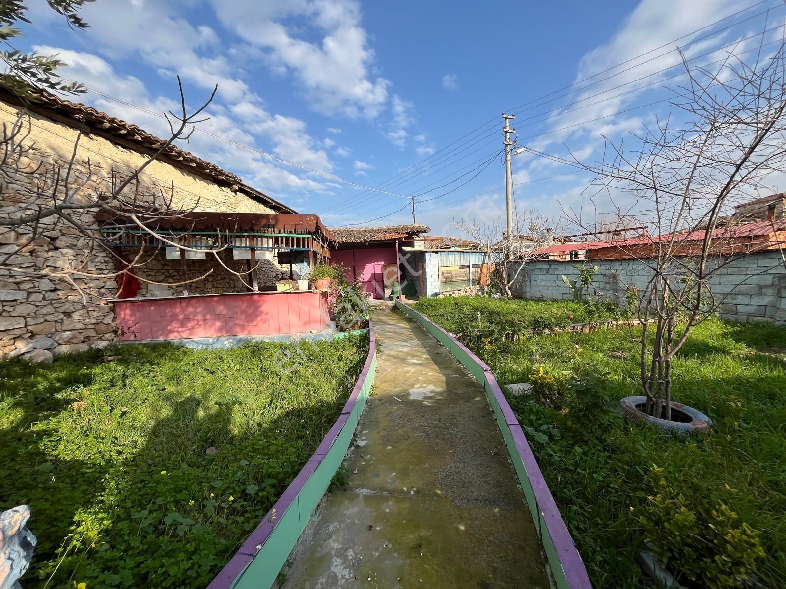Sarıçam Köyünde Satılık Bahçeli 424 M2 Arsa İçinde Köy Evi — fotoğraf 7