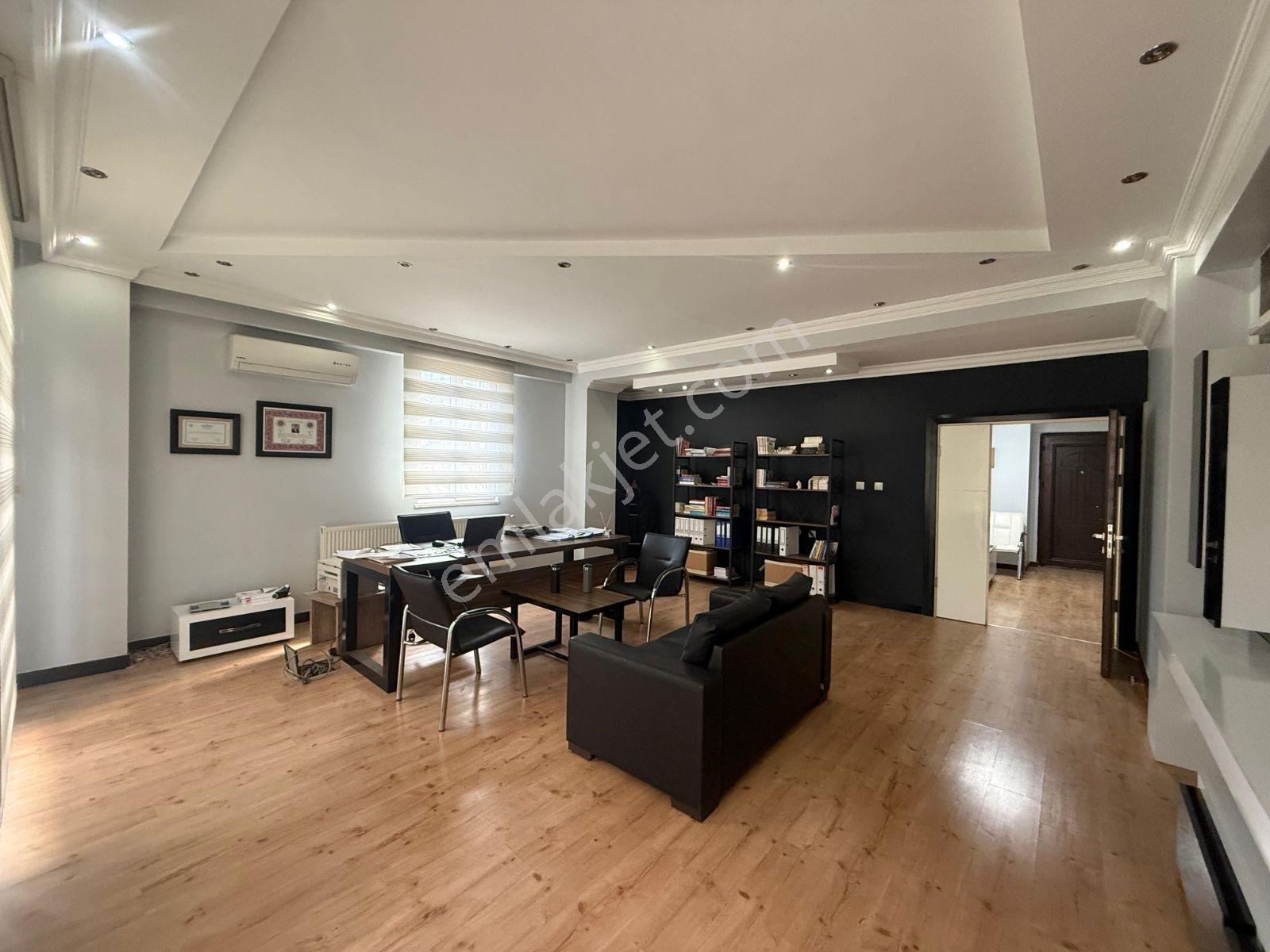 Çamlıca Diyar Life Hastanesi Civarı Acil Satılık 140m² Geniş 2+1 — fotoğraf 2