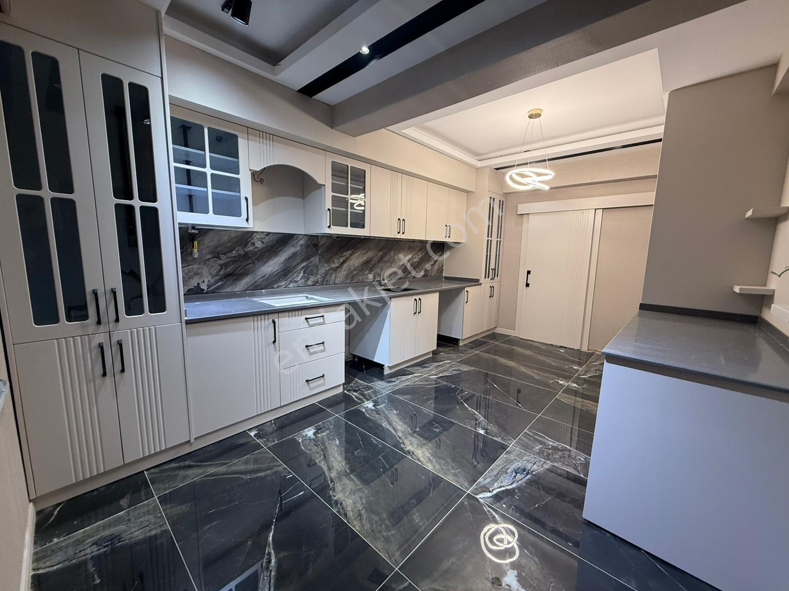 İkra’dan Satılık Lüx 4+1 Full Köşebaşı Daire — fotoğraf 9