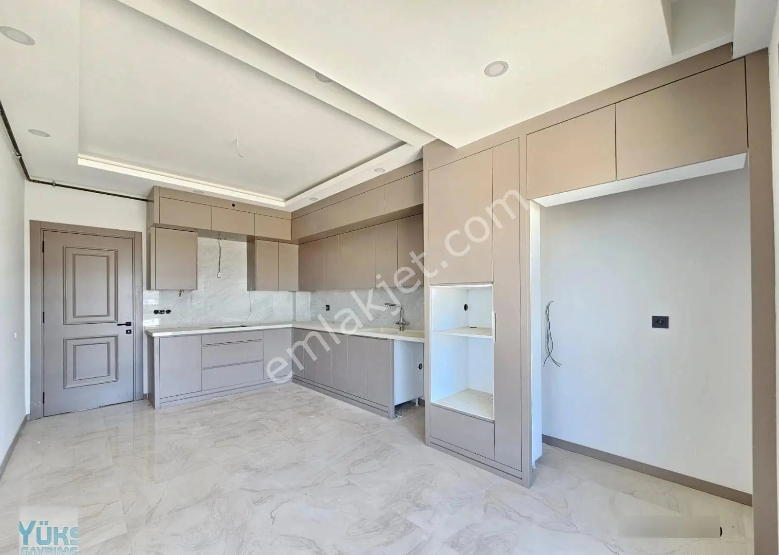 Denizli Karahasanlı Da Dev Havuzlu Site İçi 3+1 Ultra Lüks Satılık Fırsat Daire — fotoğraf 8