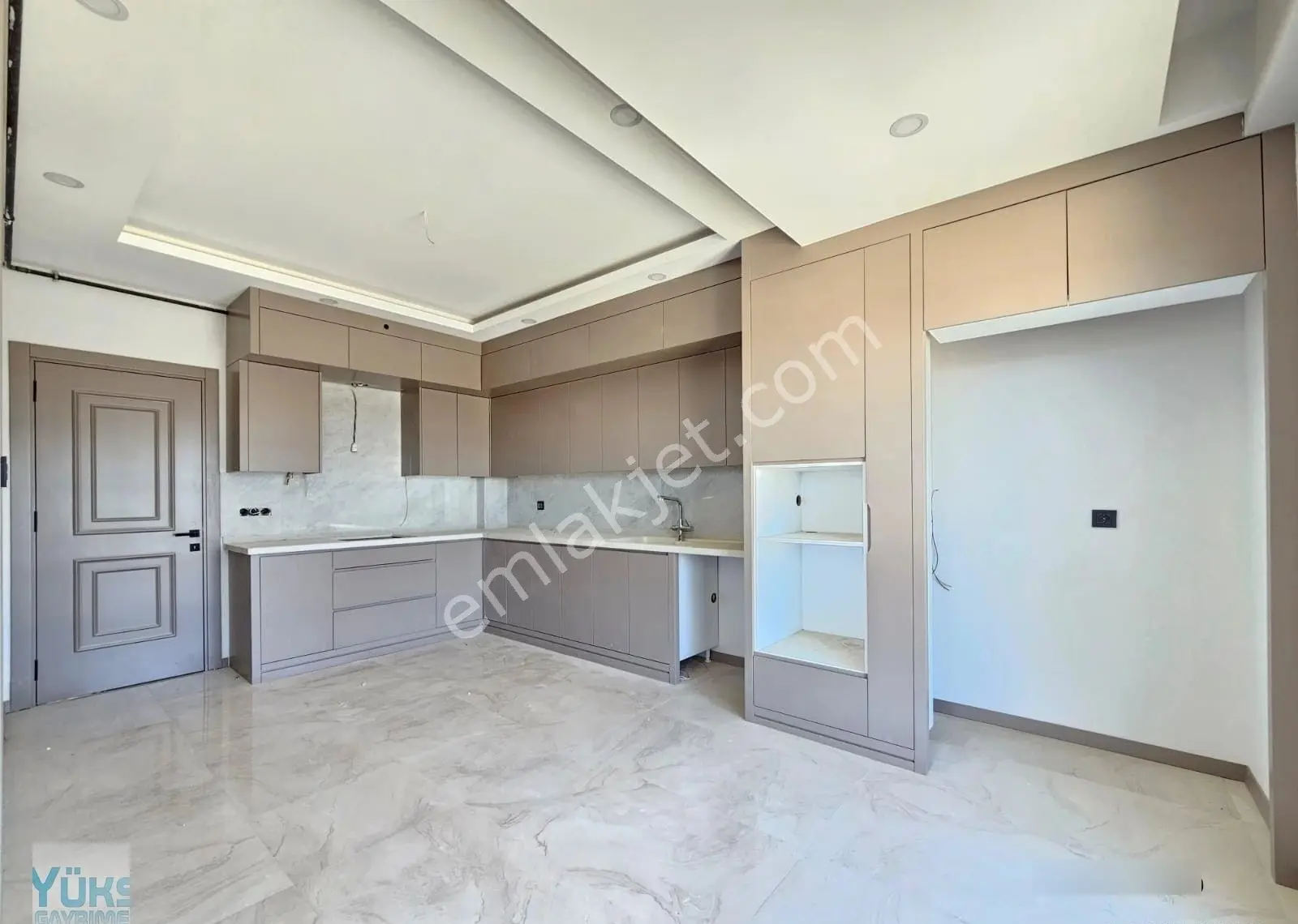 Denizli Karahasanlı Da Dev Havuzlu Site İçi 3+1 Ultra Lüks Satılık Fırsat Daire — fotoğraf 25