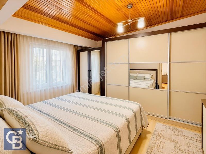 Coldwell Banker Odak'tan Satılık 4 Katlı 12+4 Müstakil Ev — fotoğraf 8