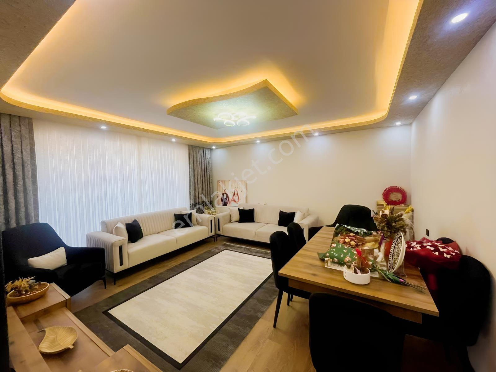 Yonca Emlak Durali Alıç Mah. Satılık 3+1 Full Yapılı Daire