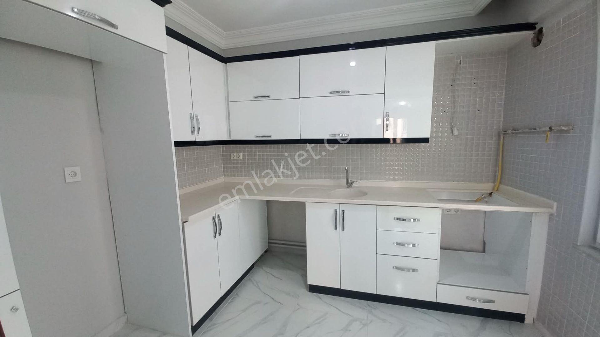 Samsun İlkadım Rasathane Mahallesinde Satılık 3+1 Daire — fotoğraf 2
