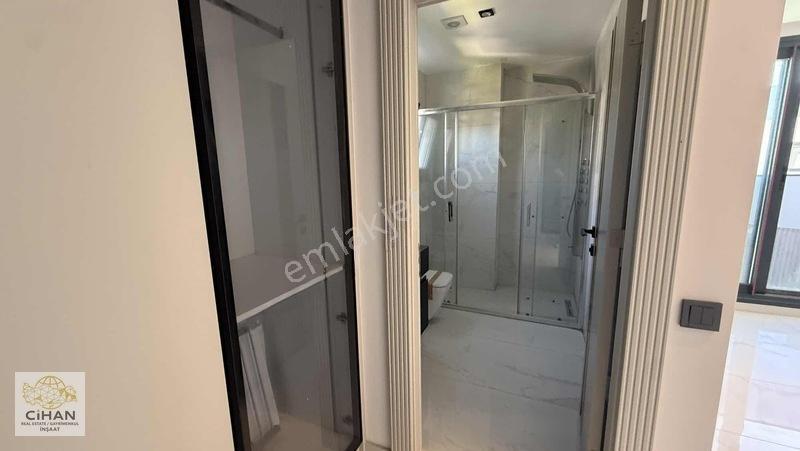 Kuşadasında Denize Yakın 4+1 Satılık Villa — fotoğraf 14