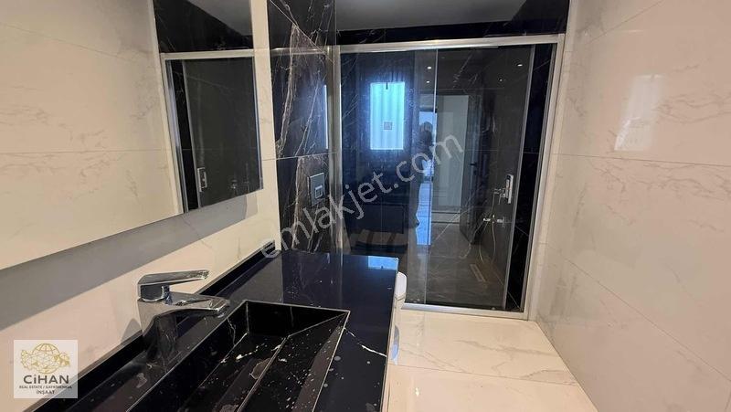 Kuşadasında Denize Yakın 4+1 Satılık Villa — fotoğraf 22