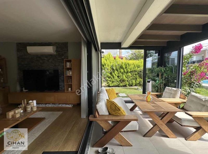 Kuşadası'nda Tek Müstakil Villa — fotoğraf 5