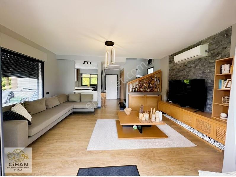 Kuşadası'nda Tek Müstakil Villa — fotoğraf 8