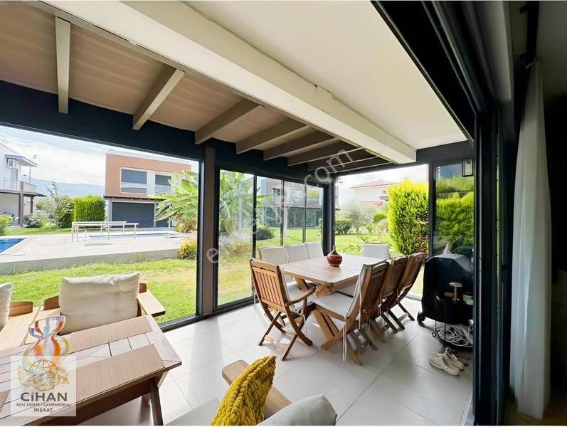 Kuşadası'nda Tek Müstakil Villa — fotoğraf 12