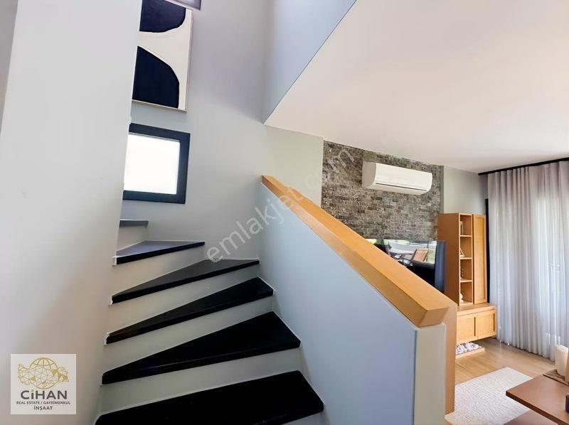 Kuşadası'nda Tek Müstakil Villa — fotoğraf 18