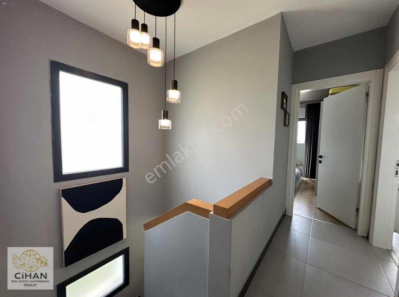 Kuşadası'nda Tek Müstakil Villa — fotoğraf 24