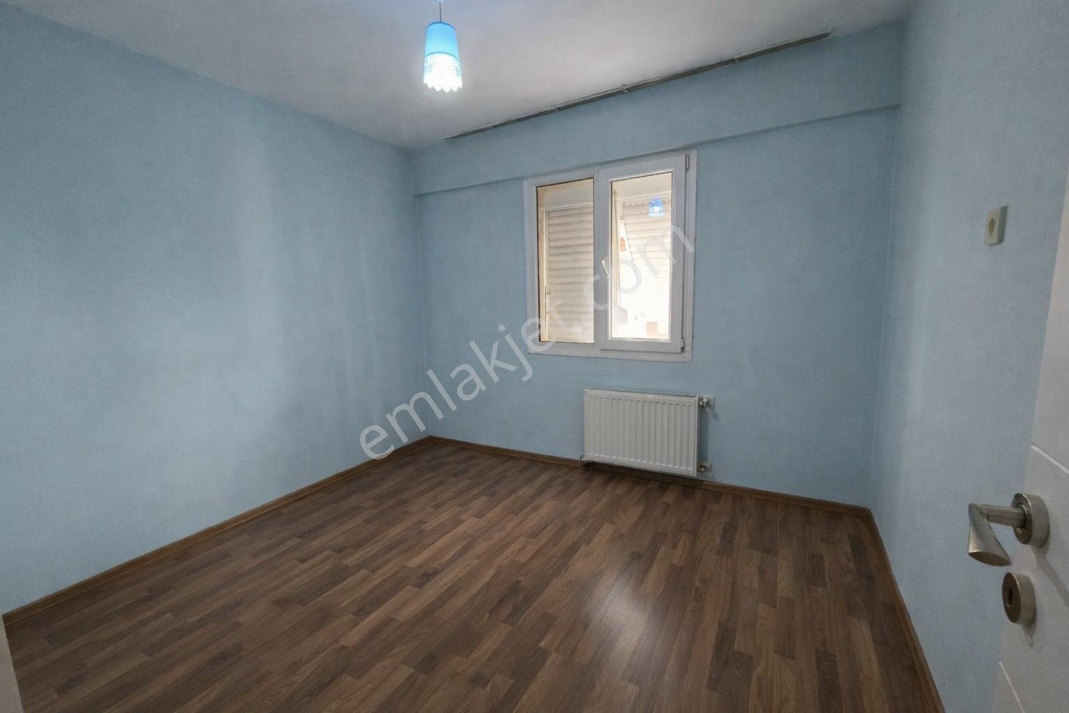 Buca Menderes Mah. Merkezi Konumda Bakımlı Boş 3+1 — fotoğraf 10