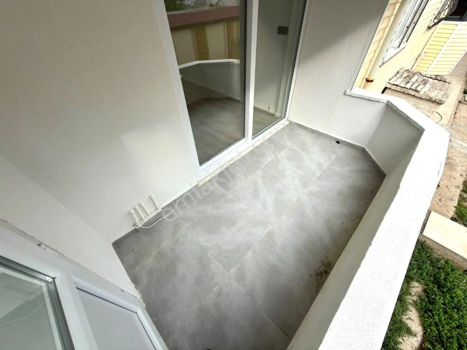 Referans'tan Altınkum'da Denize 400 Metre Çift Balkon Müstakil Tadında 2+1 Daire — fotoğraf 30