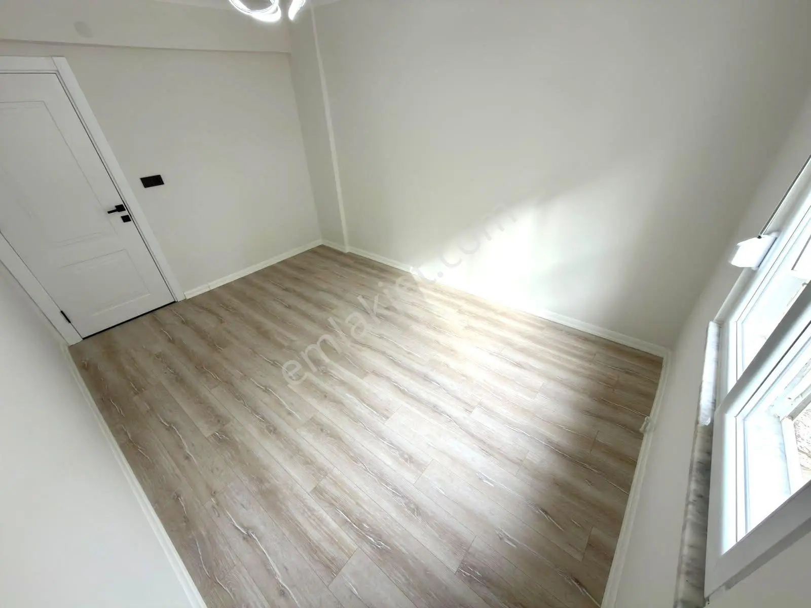 Referans'tan Altınkum'da Denize 400 Metre Çift Balkon Müstakil Tadında 2+1 Daire — fotoğraf 34