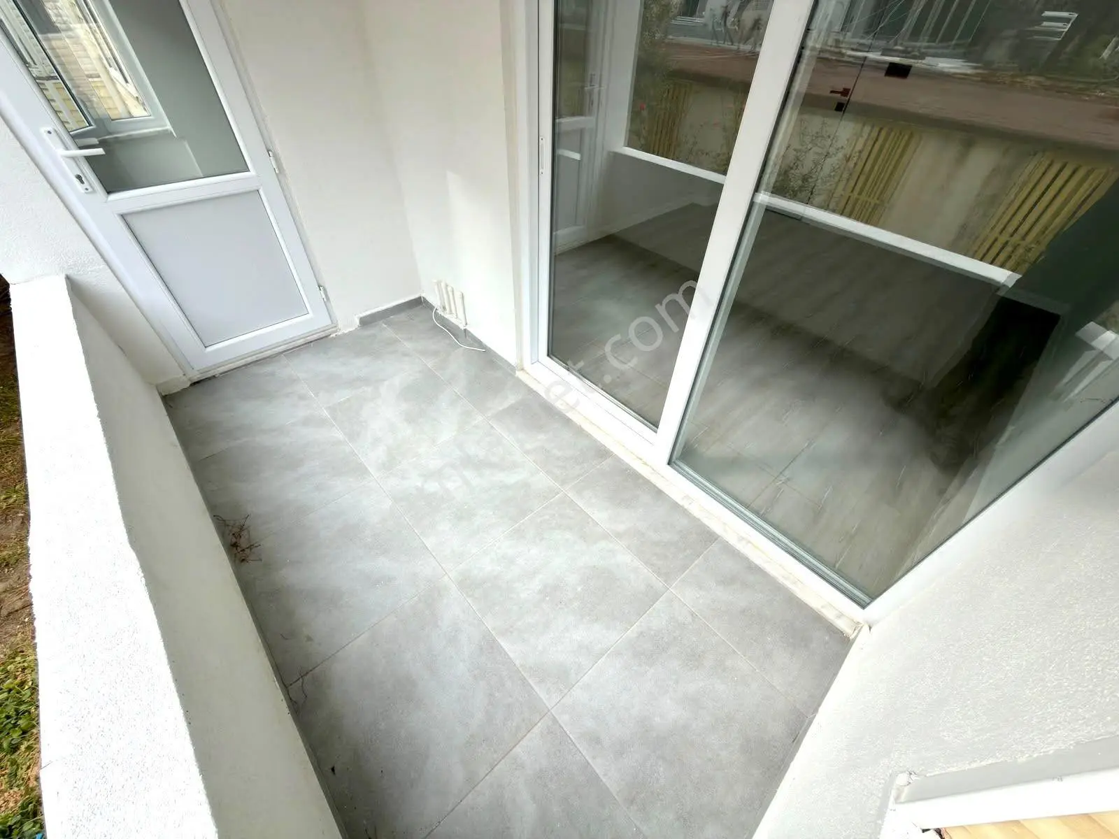 Referans'tan Altınkum'da Denize 400 Metre Çift Balkon Müstakil Tadında 2+1 Daire — fotoğraf 35