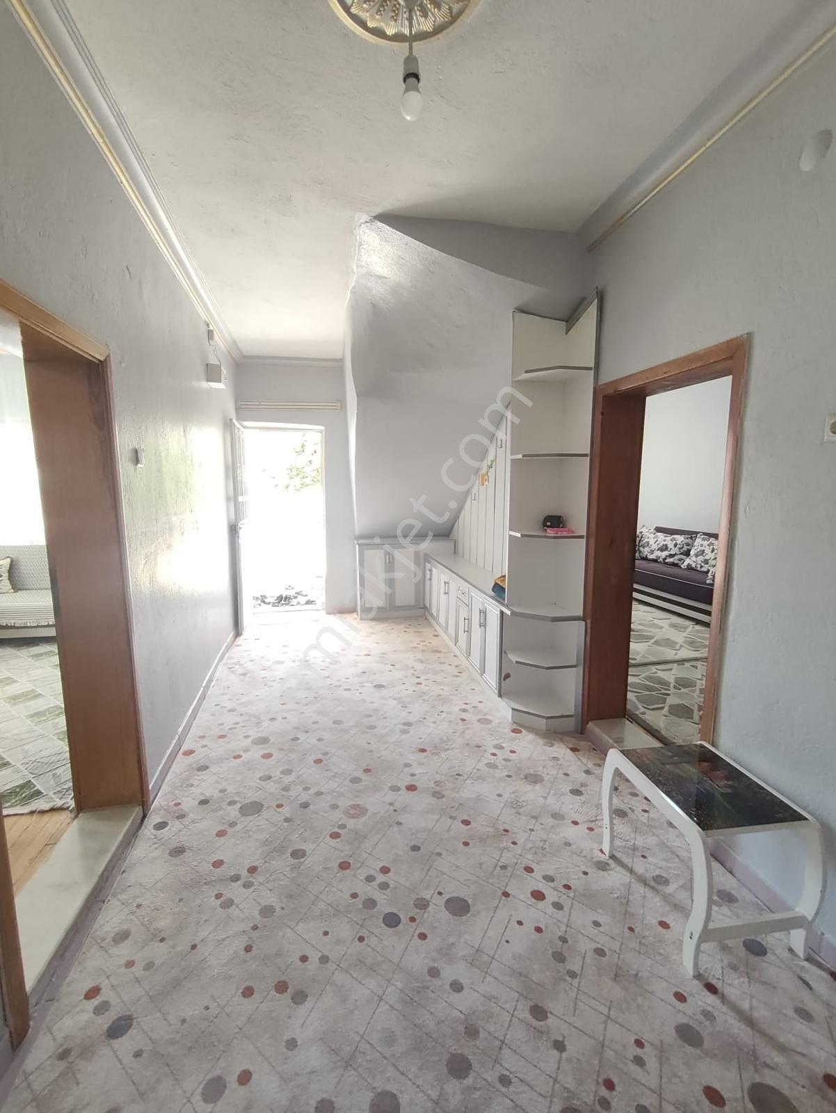 Bahçeli 2 Adet Müstakil Ev Ve Arsası — fotoğraf 10