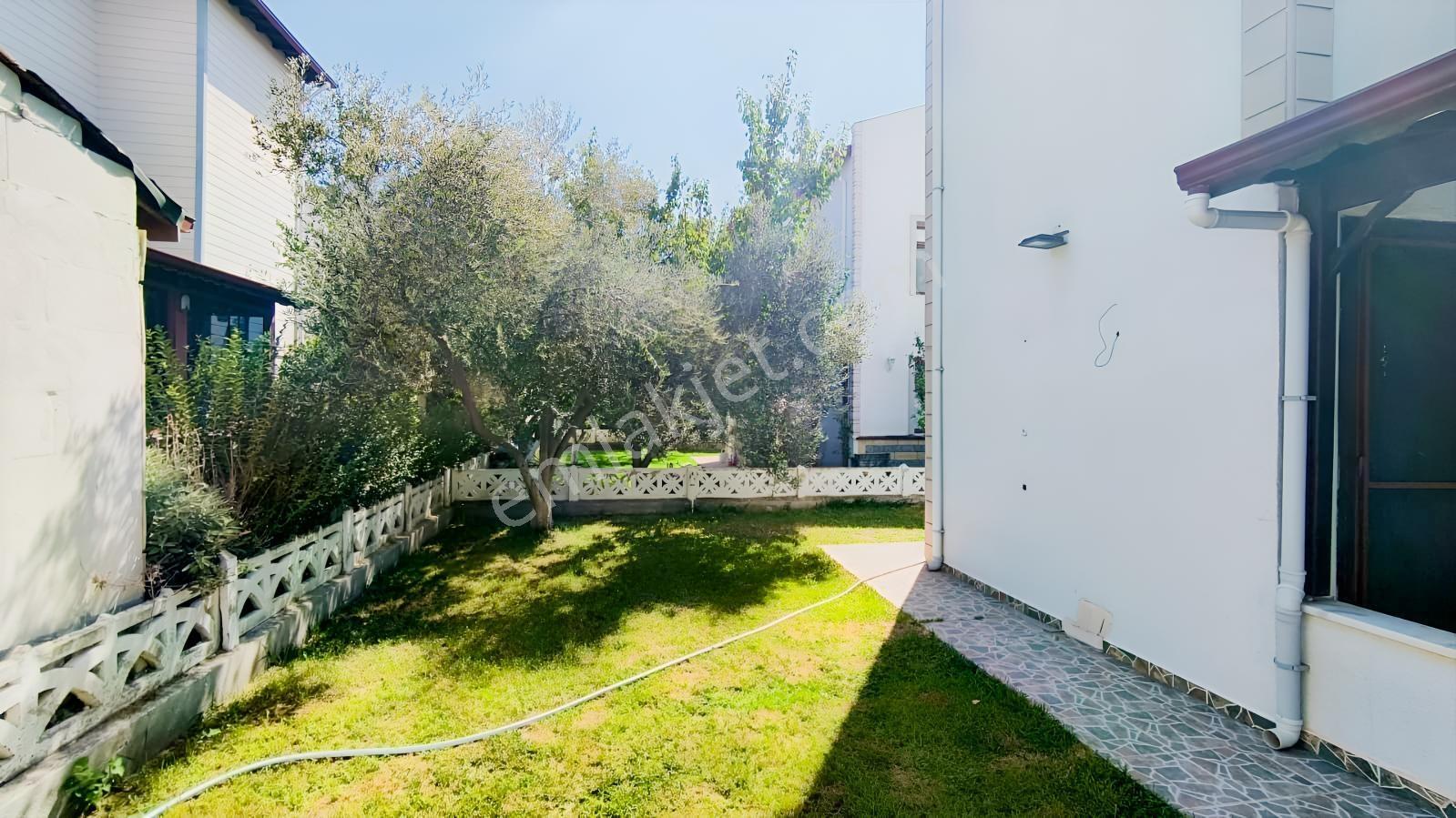 Rw Nefes'ten Gömeç Sahil Sitesinde Bakımlı 3+1 Bahçeli Villa — fotoğraf 5