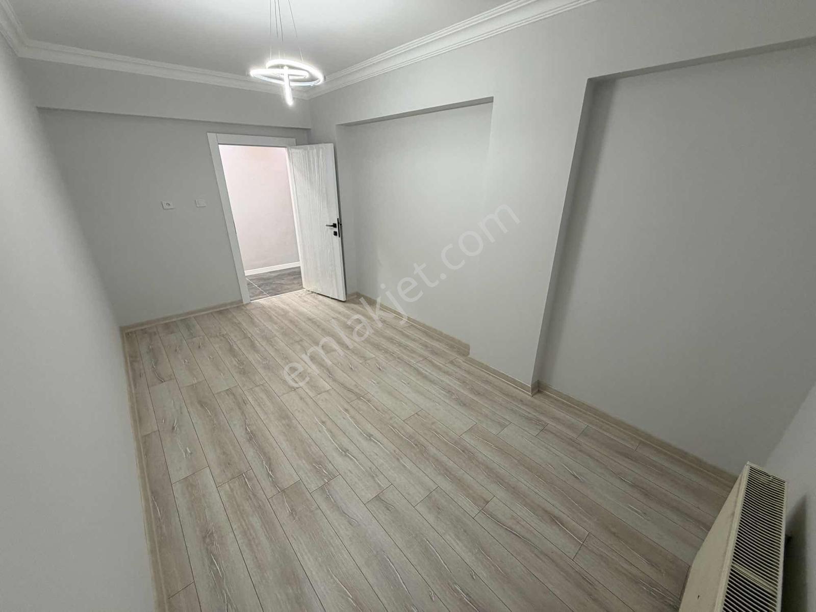 Elvan Mh'de Köşe Başı Geniş Kullanışlı Ultra Lüx Yapılı Ön Cephe — fotoğraf 11