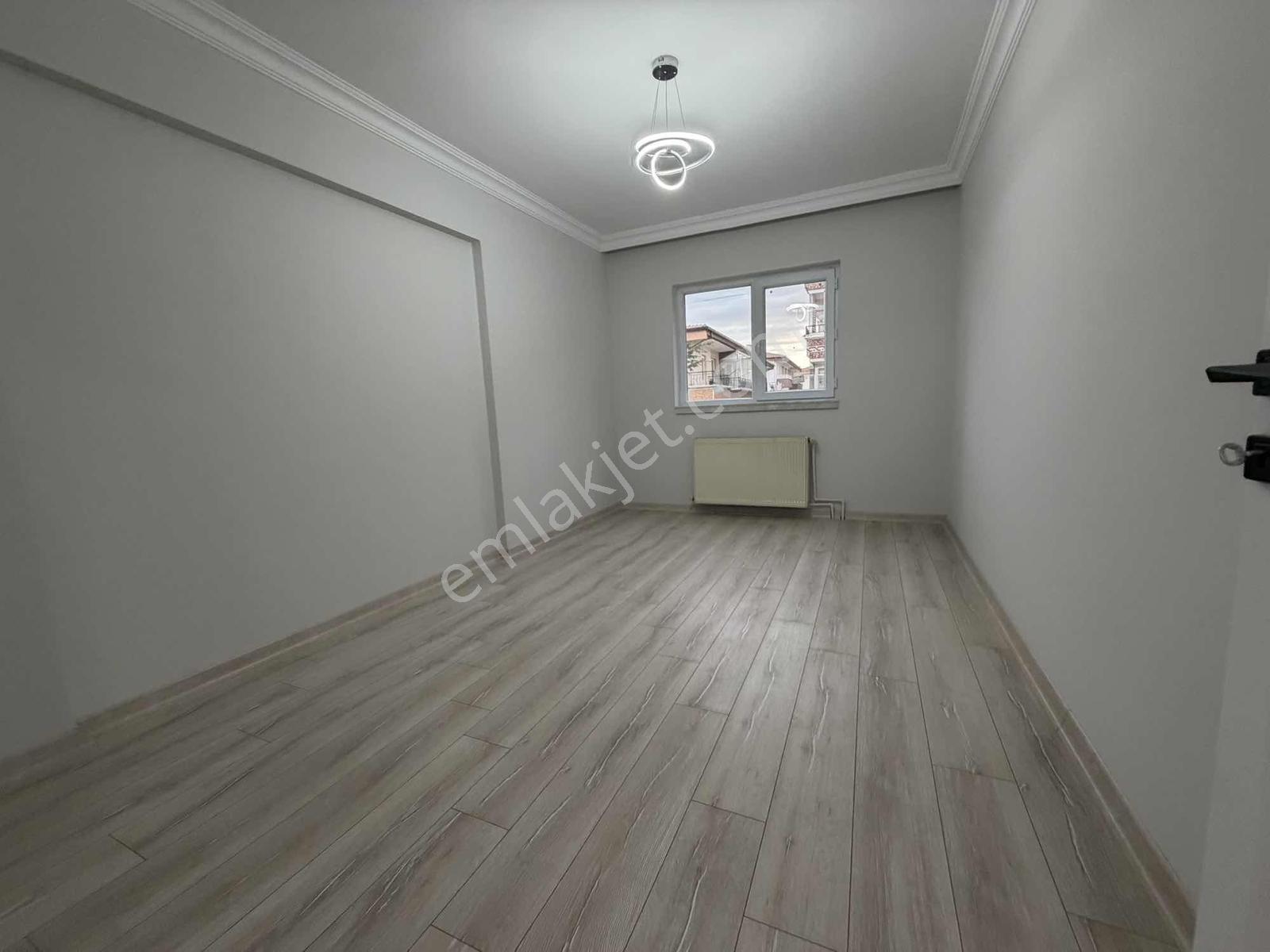 Elvan Mh'de Köşe Başı Geniş Kullanışlı Ultra Lüx Yapılı Ön Cephe — fotoğraf 16