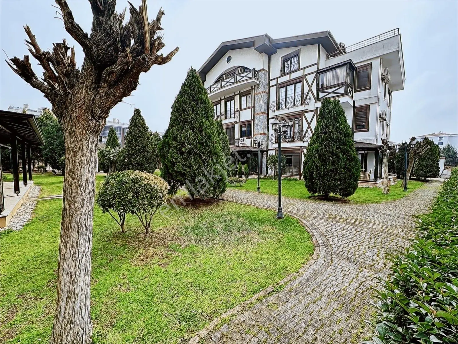 Fiyat Düştü !postane Mah. Eşyalı Ultra Lüx 2+1 Arsa Payı Yüksek — fotoğraf 5