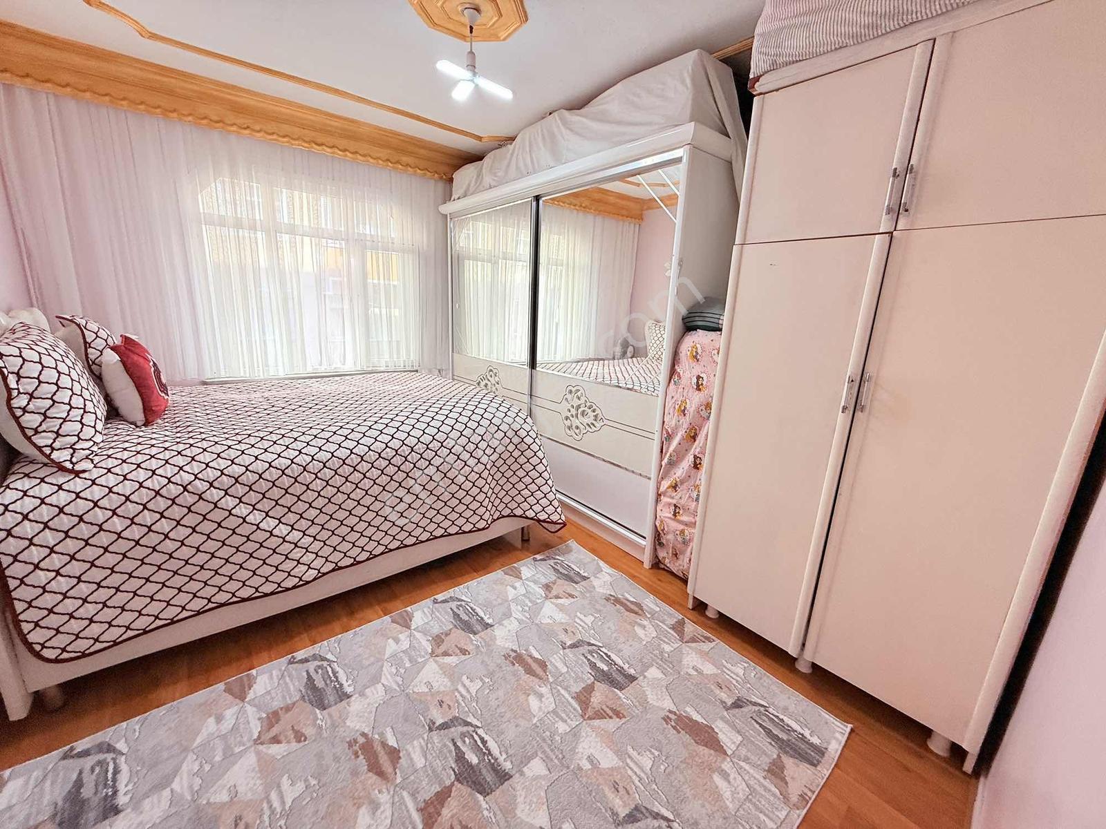 Arzu Emlak'tan Zübeyde Hanım Mah Satılık 3+1 120 M2 Ara Kat — fotoğraf 14