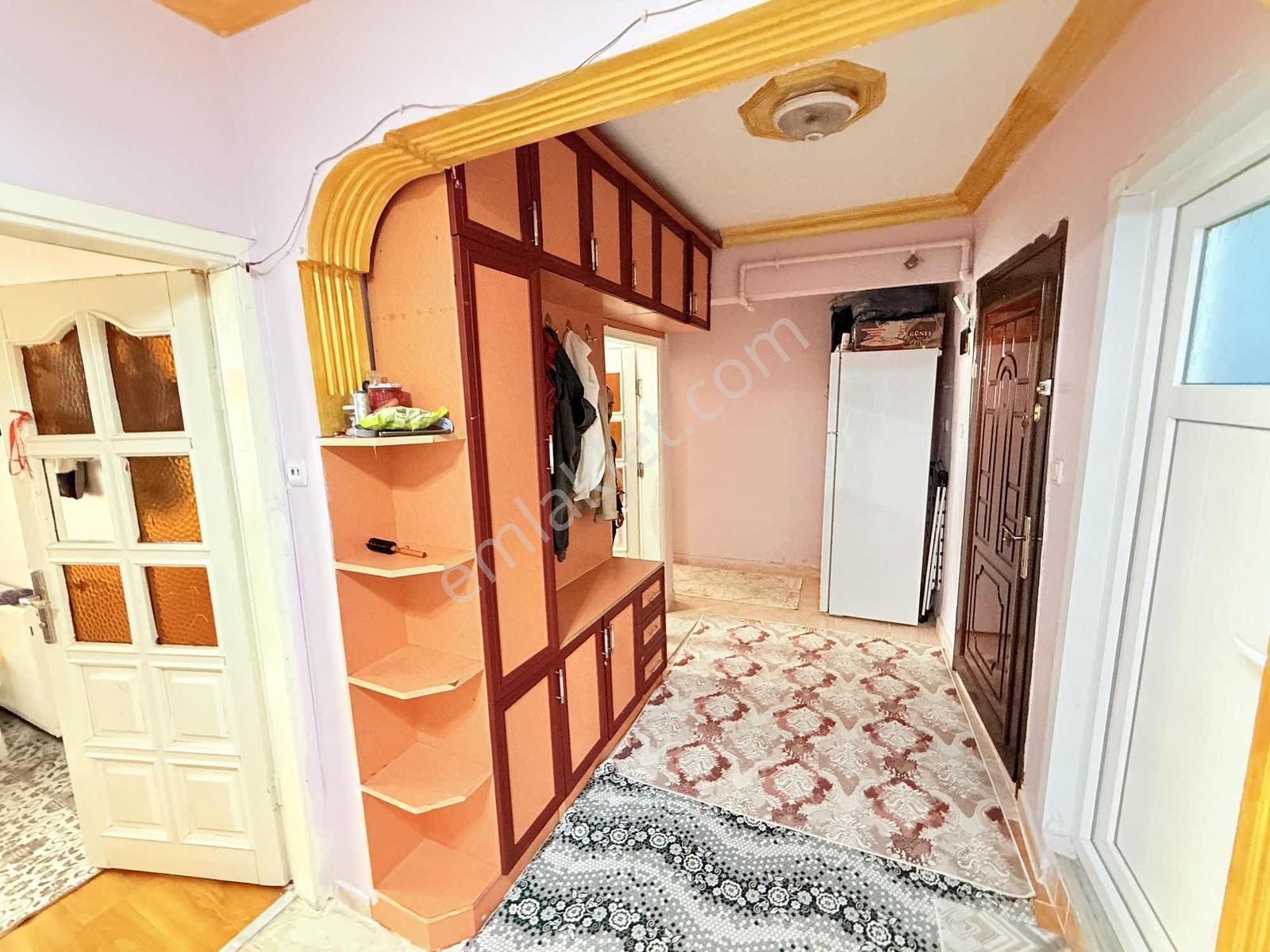 Arzu Emlak'tan Zübeyde Hanım Mah Satılık 3+1 120 M2 Ara Kat — fotoğraf 22