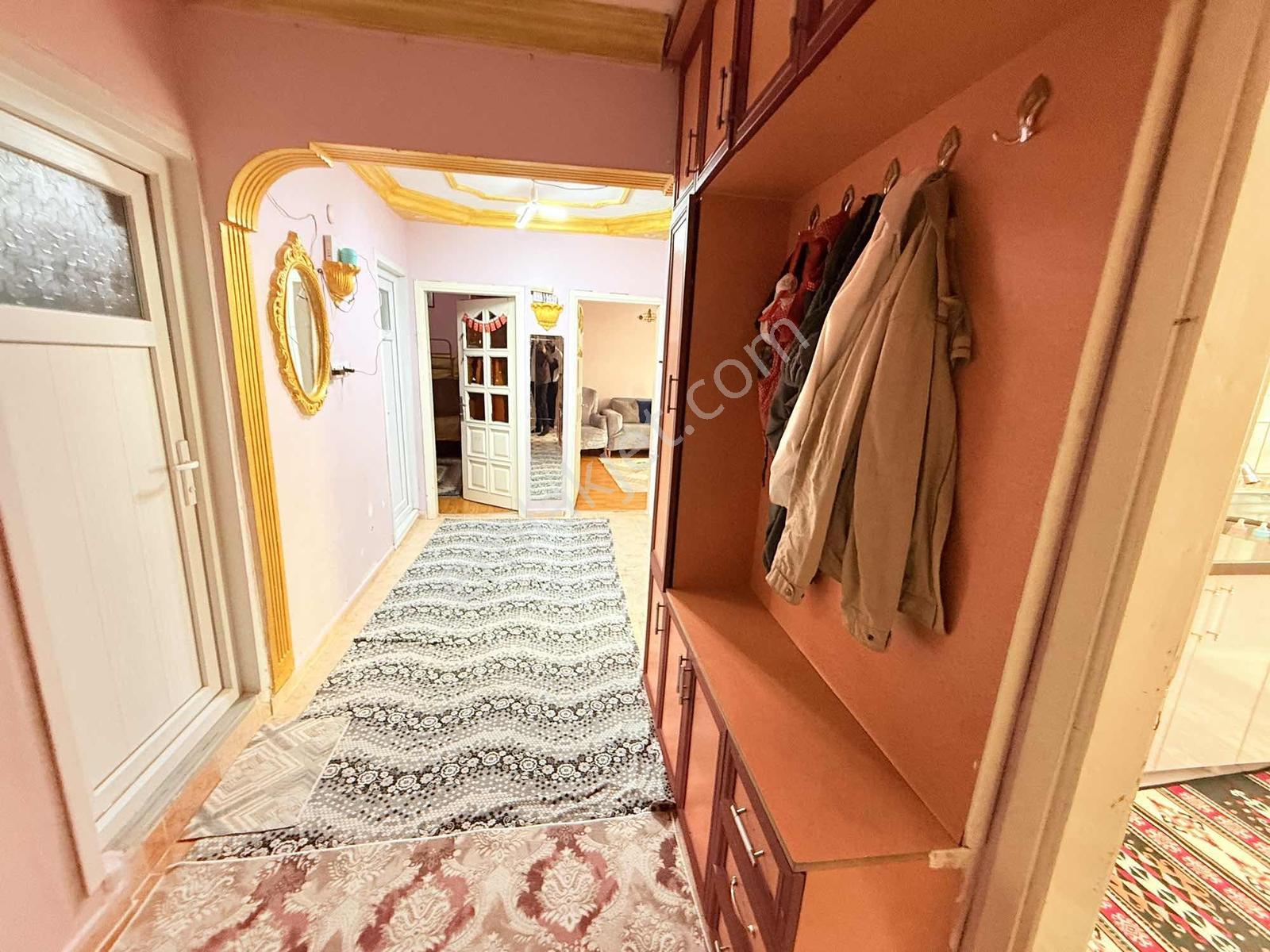 Arzu Emlak'tan Zübeyde Hanım Mah Satılık 3+1 120 M2 Ara Kat — fotoğraf 24