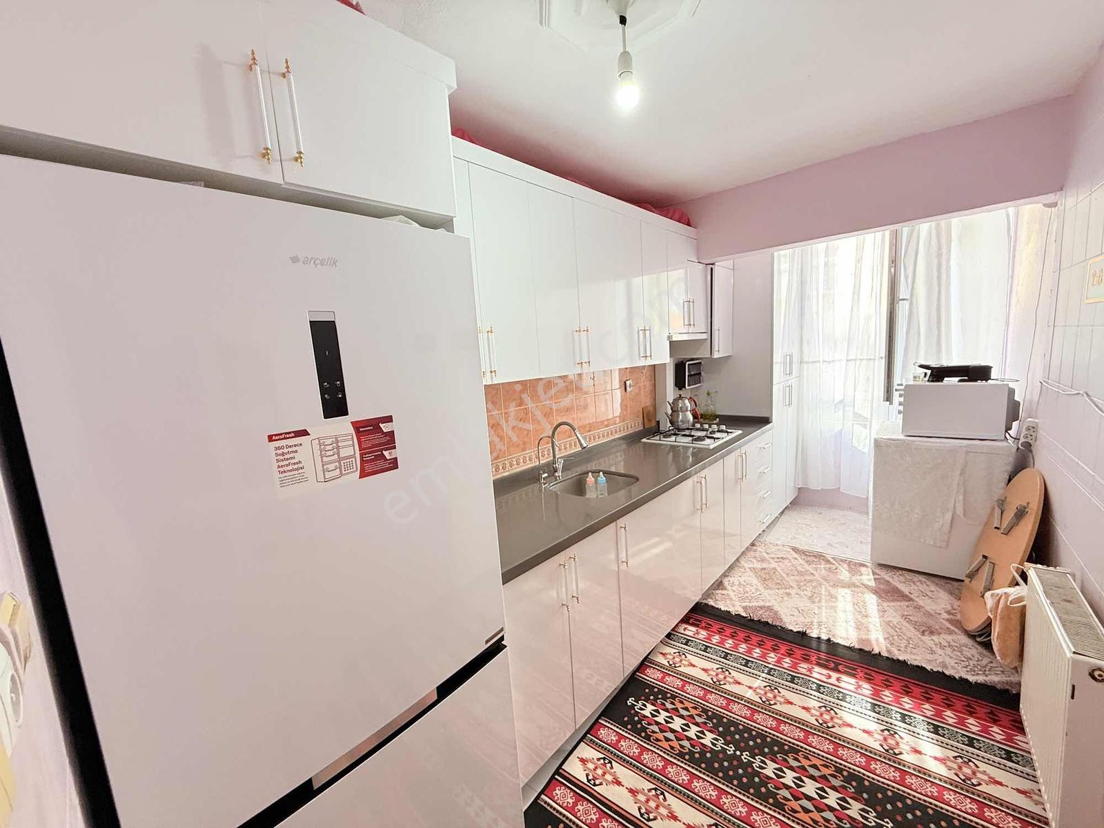 Arzu Emlak'tan Zübeyde Hanım Mah Satılık 3+1 120 M2 Ara Kat — fotoğraf 33