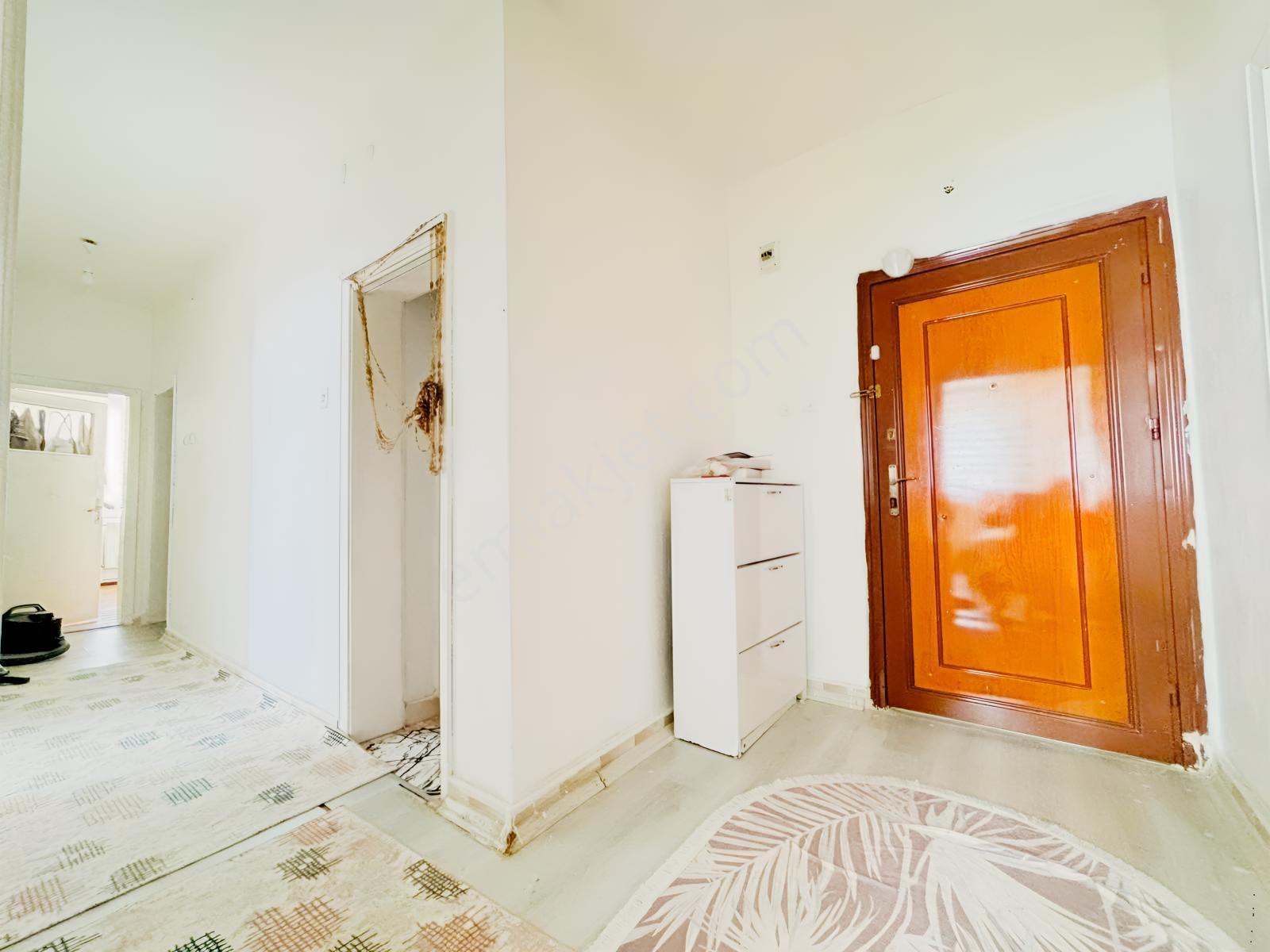 Bosna Hersekte Ulu Cami Yanında 2+1 Satılık Daire !!! — fotoğraf 14