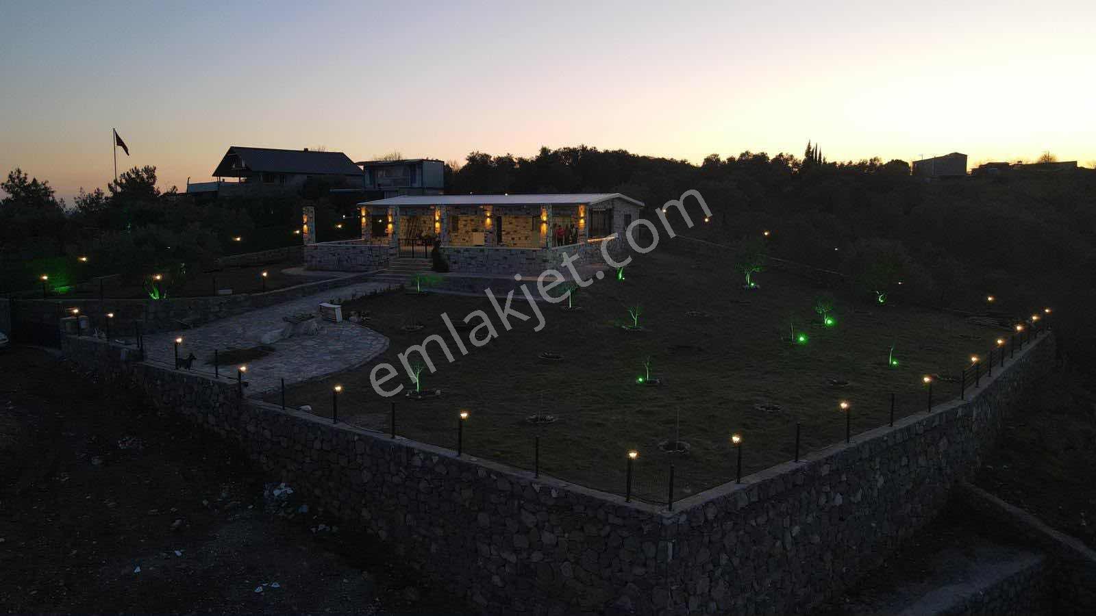 Acill Buca Belenbaşı Doganın İçinde Mükemmel Konumda Taş Ev — fotoğraf 34