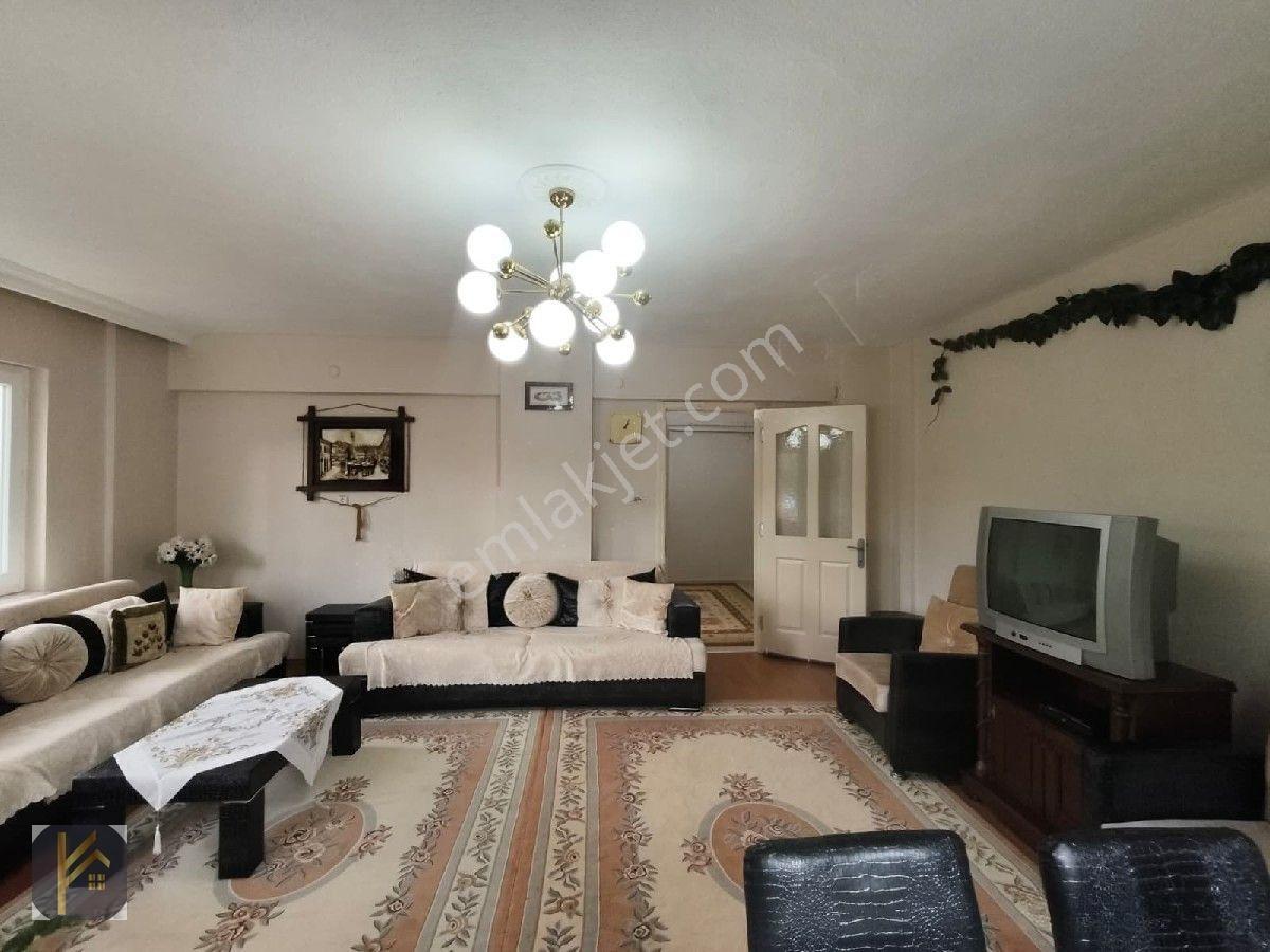 Başkarcı Mahallesinde 3+1 155 M2 Satılık Daire — fotoğraf 4