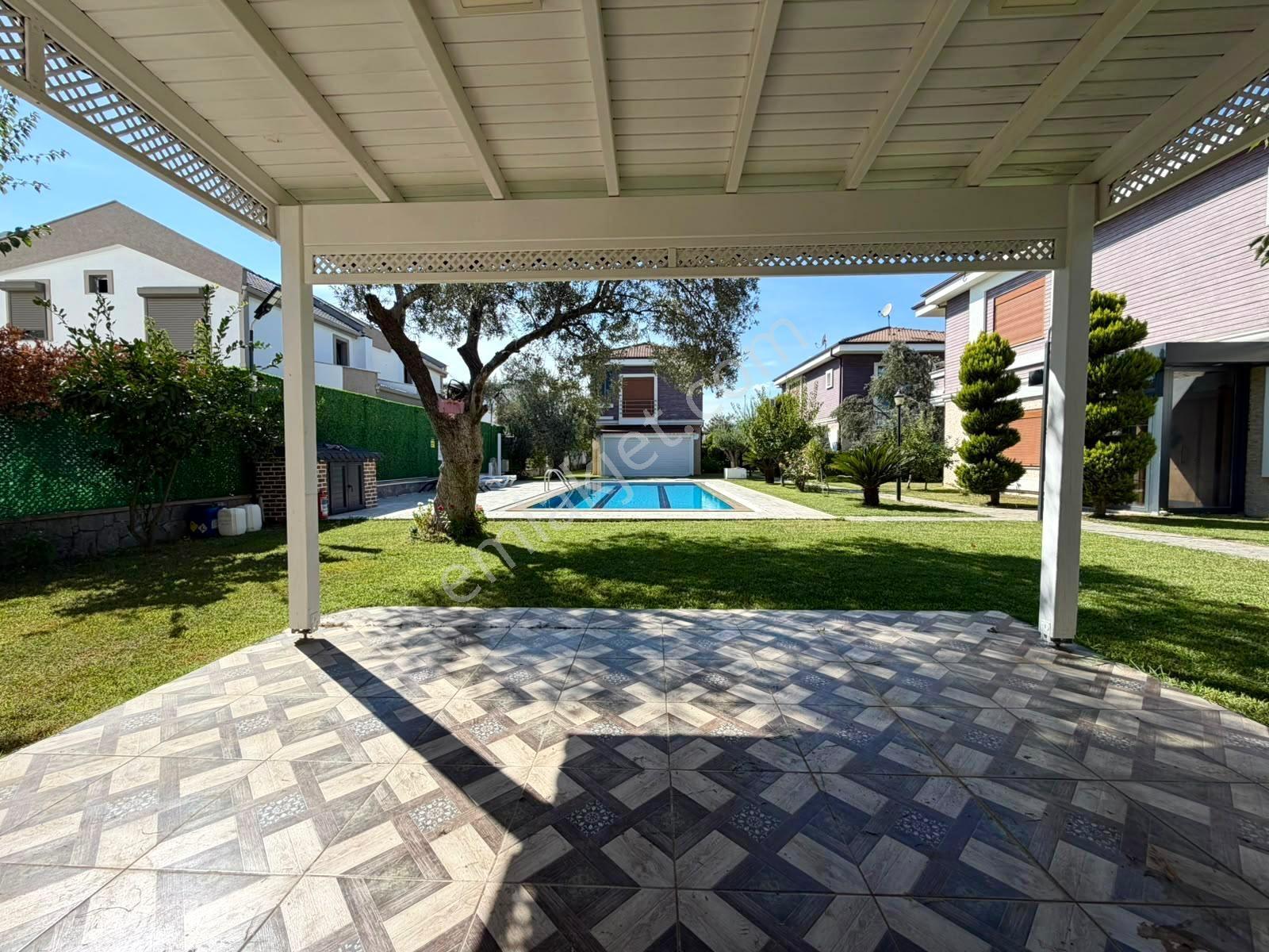 Gürsoydan Akçay-güre Arası Havuzlu Müstakil Villa — fotoğraf 10