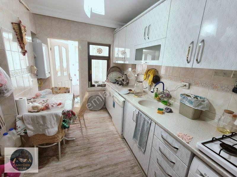 Cantürkten Kök Tapu Merkezde 3+1 — fotoğraf 20