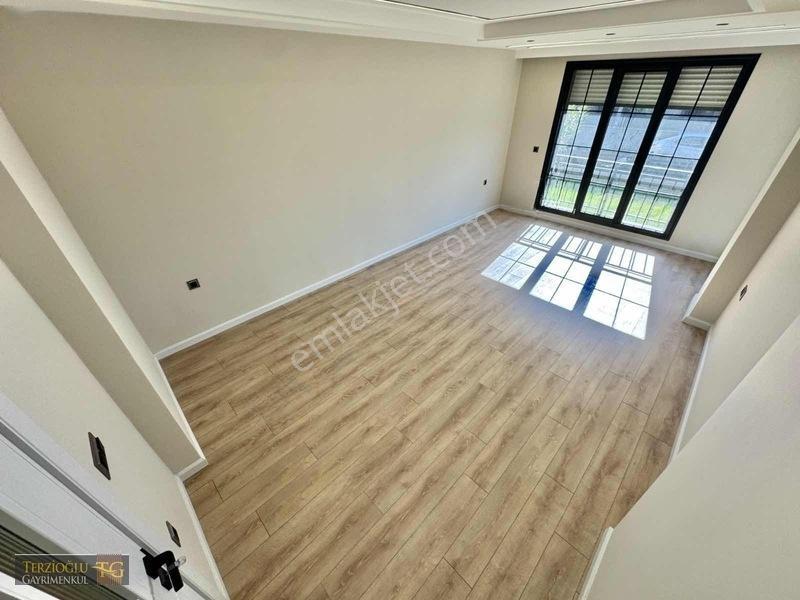 Terzioğludan Akçay Yeni Mahallede Denize 200 Mt Bahçeli 2+1 Dair — fotoğraf 12