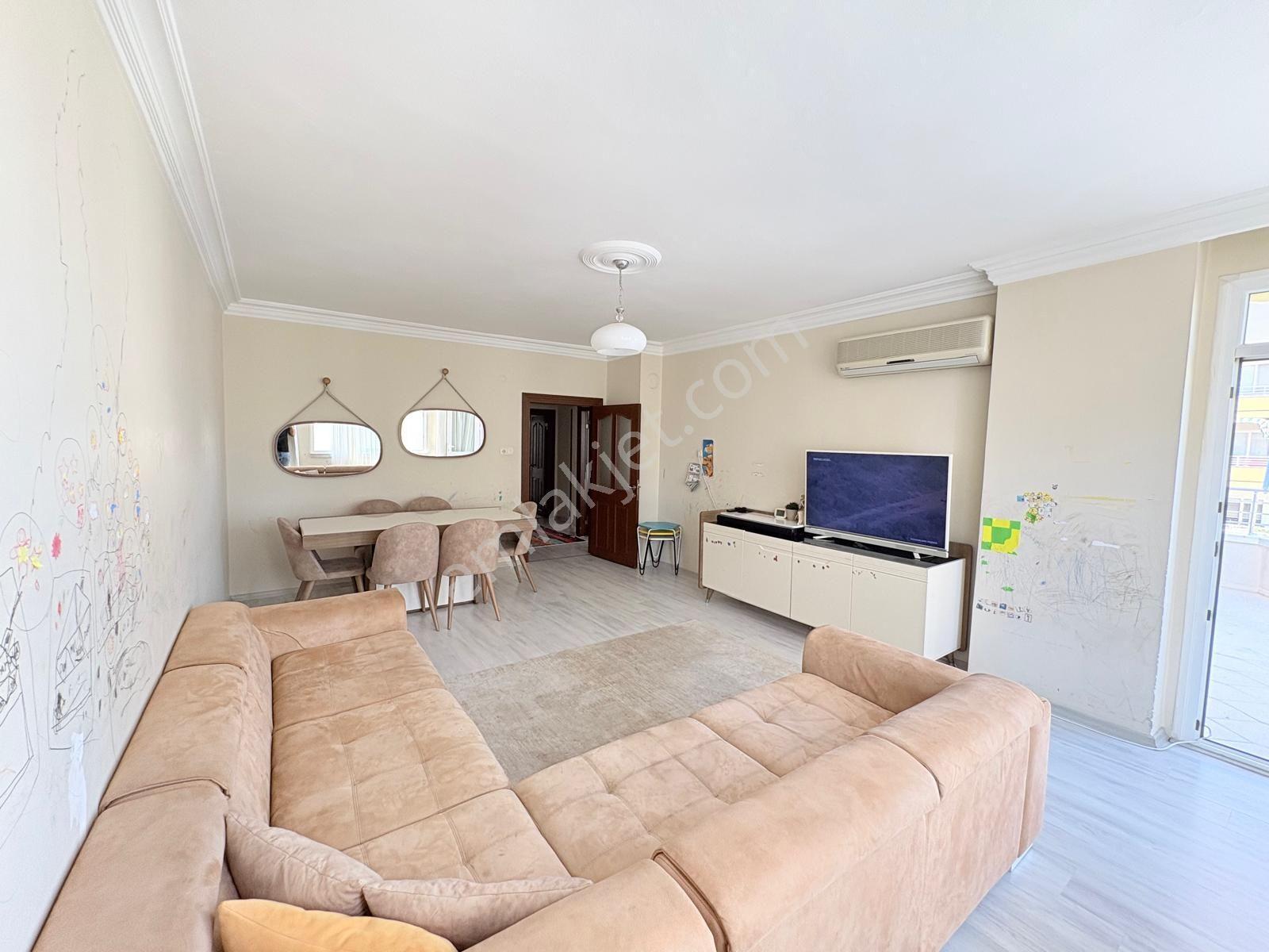 Prestij'den Aydınlıkevler'de Asansörlü Full Yapılı Ferah 3+1 — fotoğraf 3
