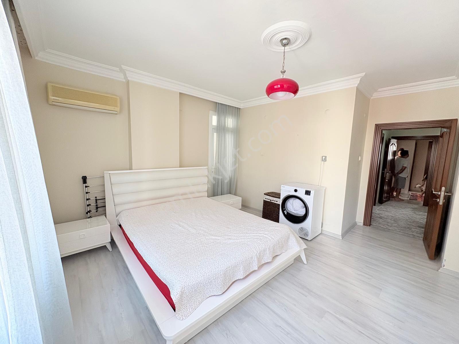 Prestij'den Aydınlıkevler'de Asansörlü Full Yapılı Ferah 3+1 — fotoğraf 13
