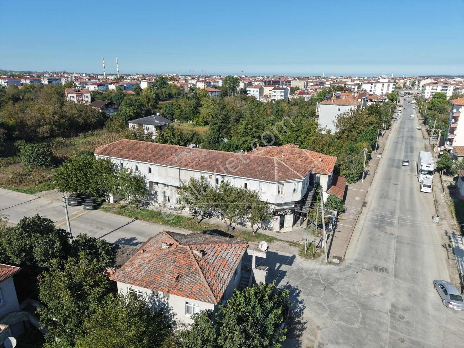 Yıldırım Emlak'tan Satılık 475 M² Köşe Parsel — fotoğraf 3