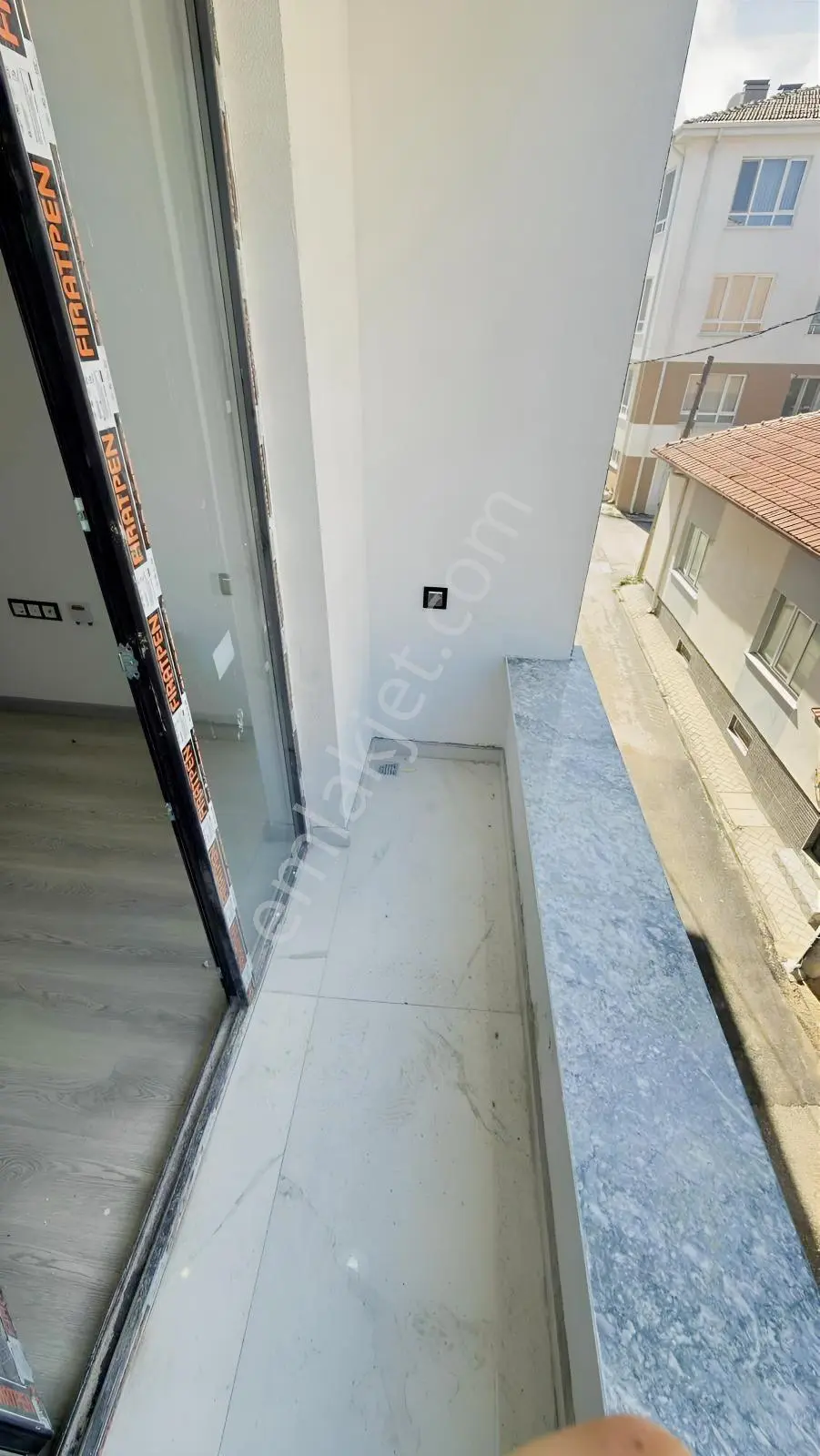 Şirintepe'de Lokasyon Avantajlı, Yerden Isıtmalı 1+1 Lüks Daire! — fotoğraf 2