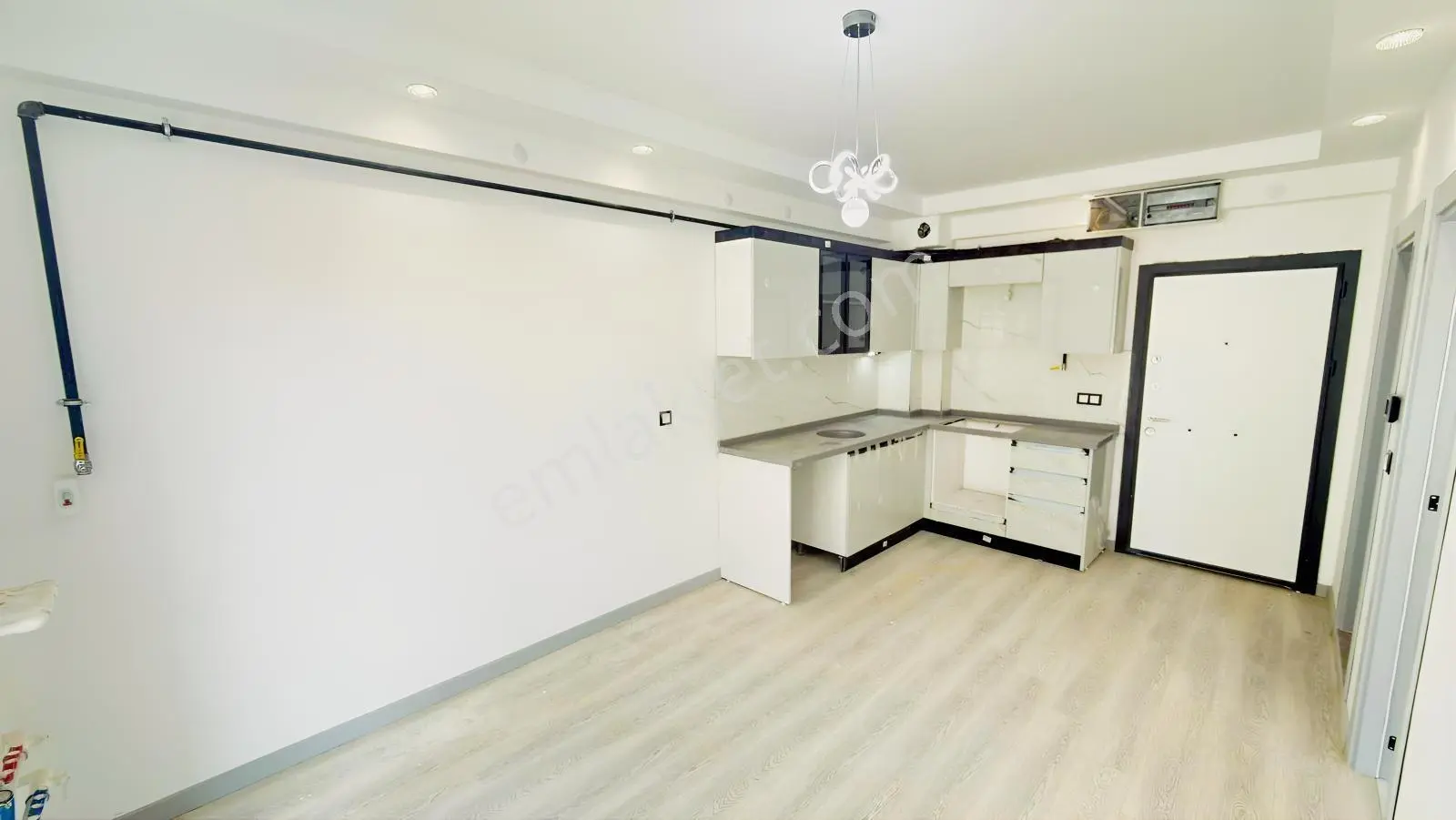 Şirintepe'de Lokasyon Avantajlı, Yerden Isıtmalı 1+1 Lüks Daire! — fotoğraf 5